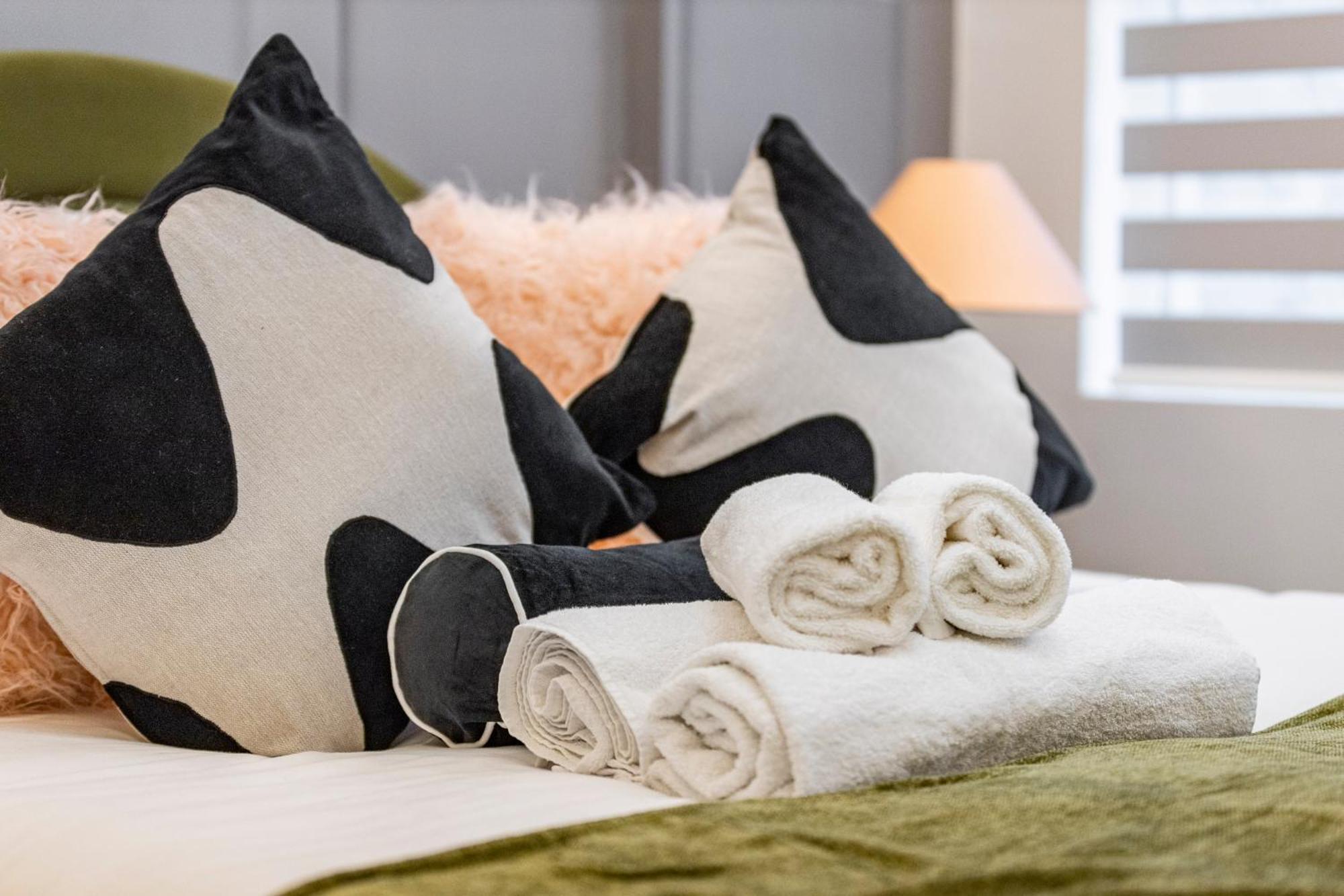 Апартаменты Unwind In Style 2Br With Cozy Backyard For Groups Лондон Экстерьер фото